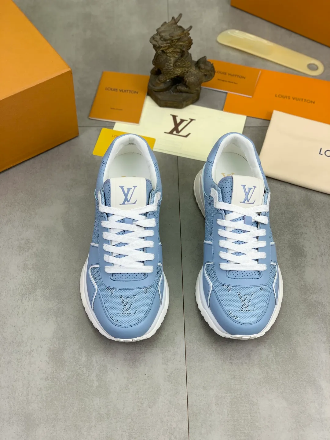 Men's men's shoes P680 new style 💶[LOUIS VUITTON] (original order) new style 🍀LV Louis Vuitton * - top version of LV classic trendy shoes! Use imported original cowhide and water-dyed cowhide lining. The latest original wear-resistant TPU combination outsole! High quality products! Multiple colors available, code number: 39-45 (46 customized)